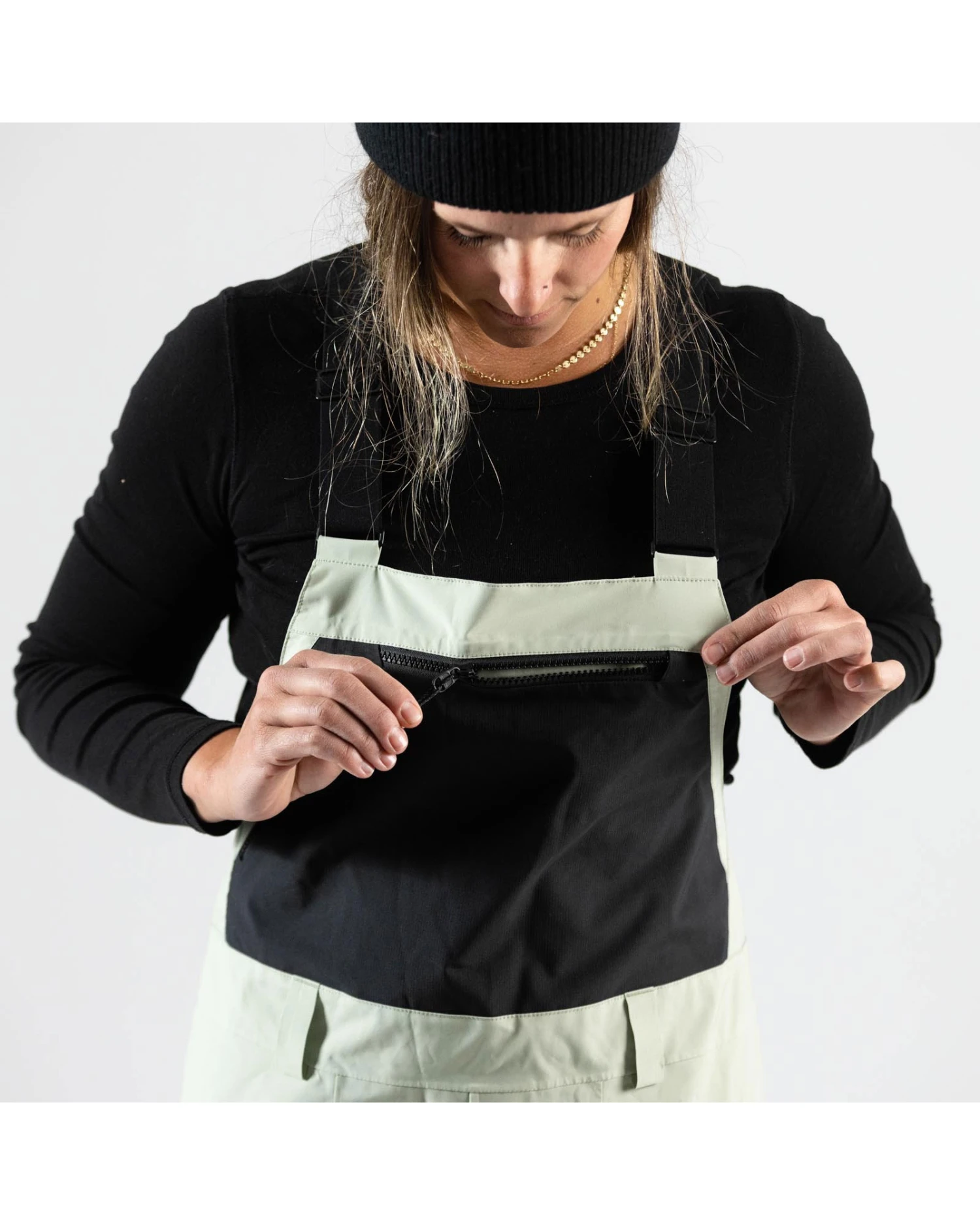 Jones Mountain Surf Women's Bib Pants 9 Jones Mountain Surf Women's Bib Pants - Image 9