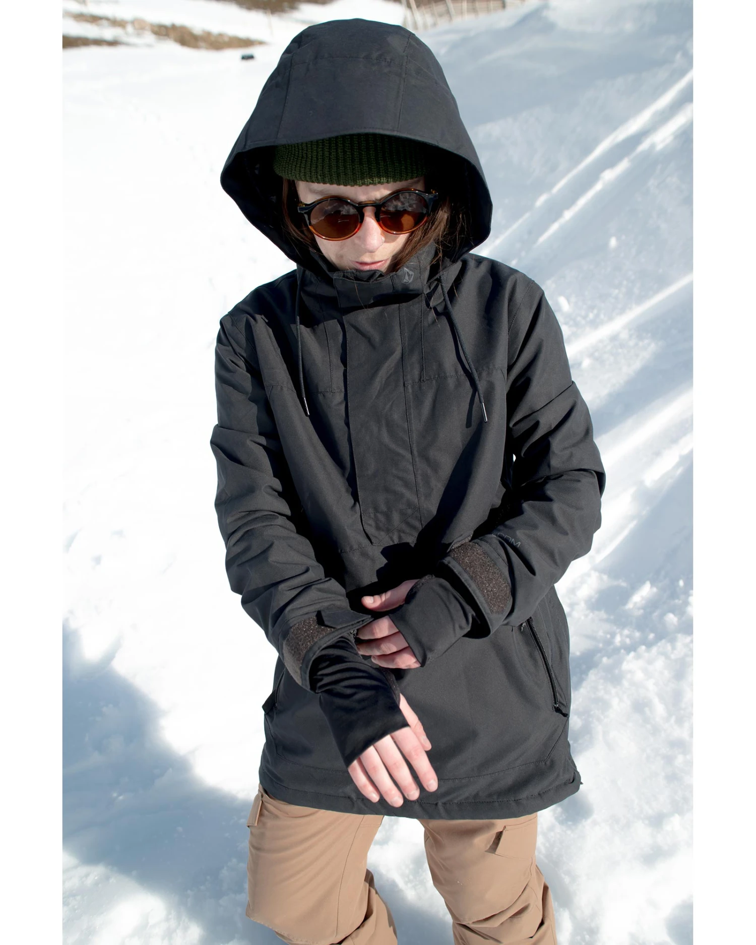 Volcom Fern GORE-TEX Women's Insulated Pullover 3 Volcom Fern GORE-TEX Women's Insulated Pullover - Image 3