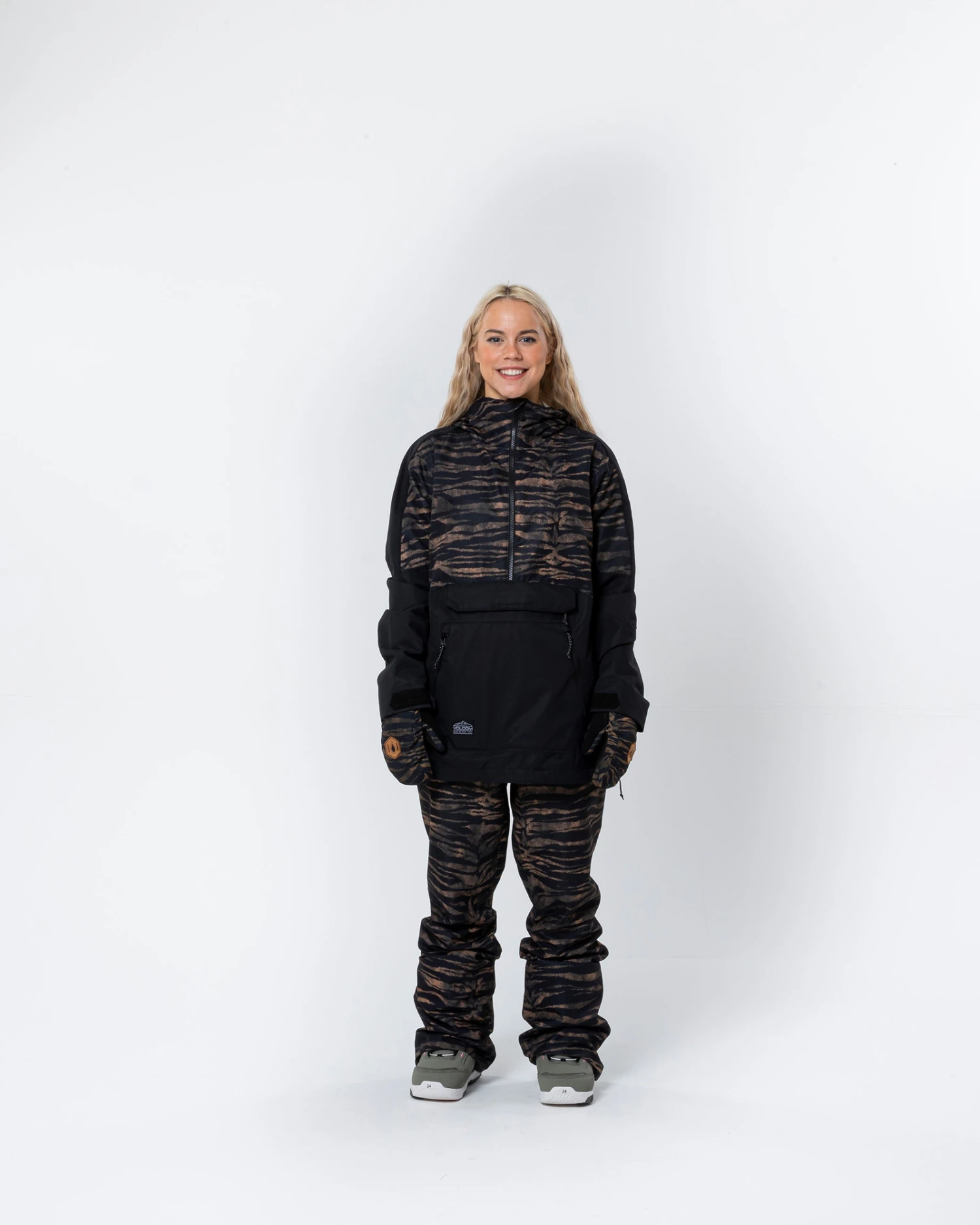 Volcom Hallen Women's Pants 5 Volcom Hallen Women's Pants - Image 5